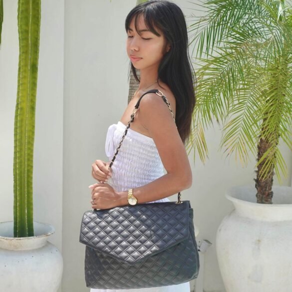 Win an OKUME “The Fae” Lux Carry All Bag – Valued at $100