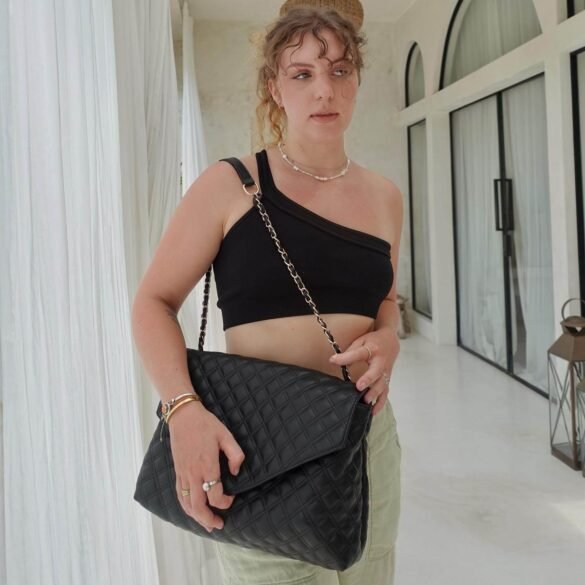 Win an OKUME “The Fae” Lux Carry All Bag – Valued at $100